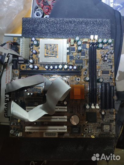 Мат. плата BIW2B - Slot 1/Socket 370