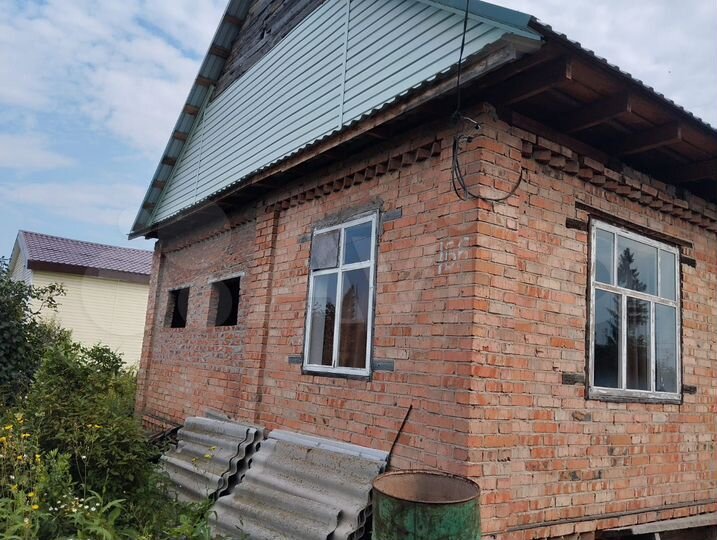 Дача 42 м² на участке 5 сот.