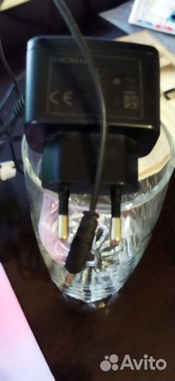 Сетевое зарядное устройство