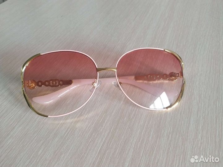 Солнцезащитные очки