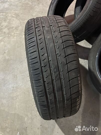 Triangle TH201 215/55 R17