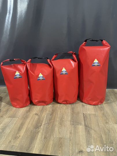 Гермомешки красные