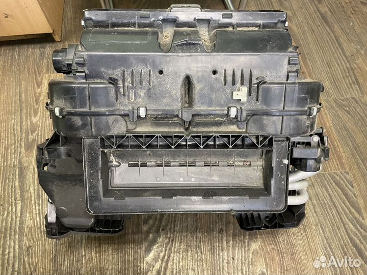 Корпус отопителя BMW 5 E60/E61