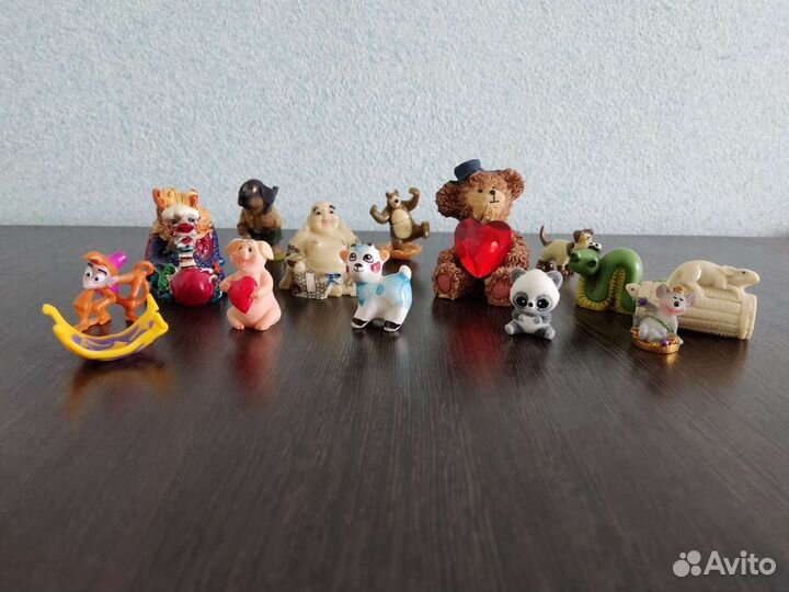 Фигурки животных и Хотей