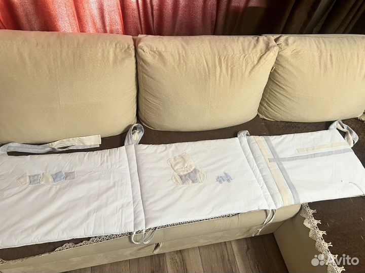 Бортики в кроватку