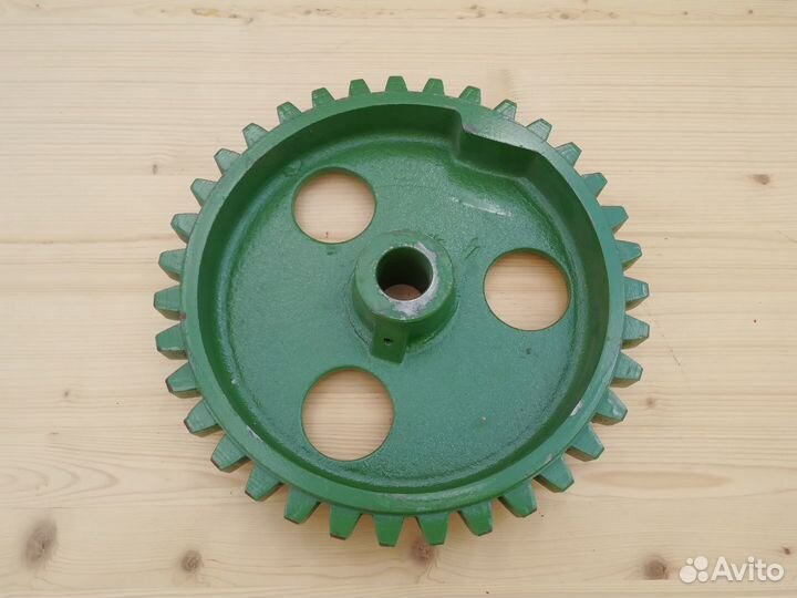 Шестерня пресс-подборщика John Deere, Z-35, AE3287