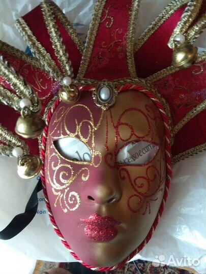 Венецианская маска