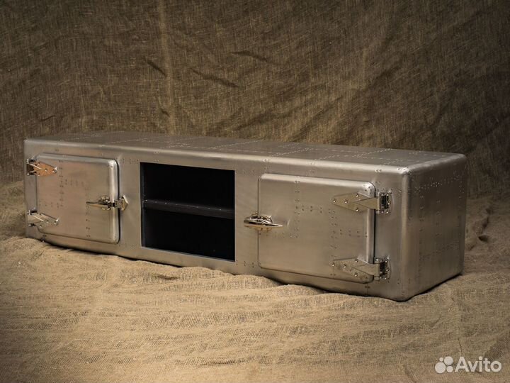 Дизайнерска тумба под тв