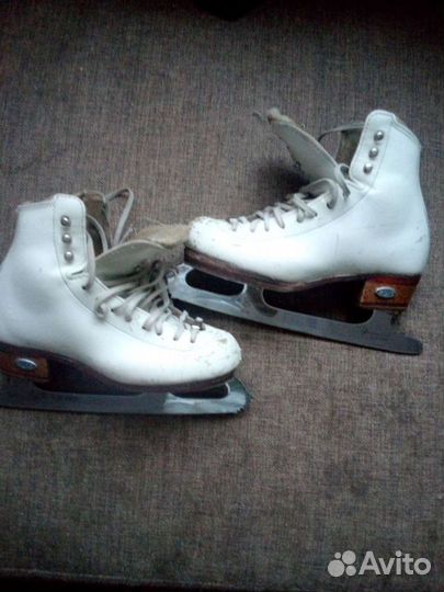 Фигурные коньки Riedell