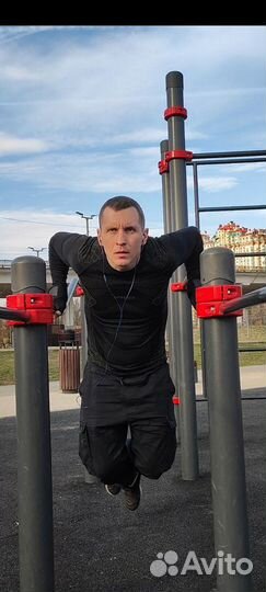 Тренер по фитнесу