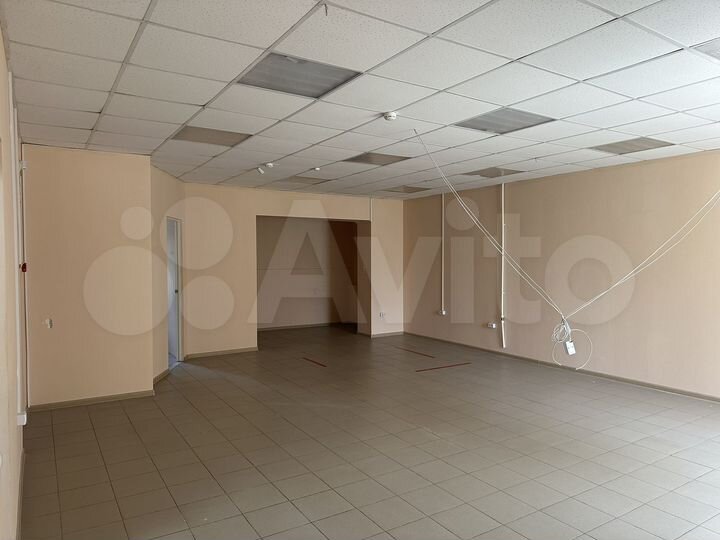 Свободного назначения, 70 м²