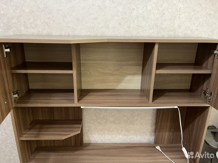 Письменный стол