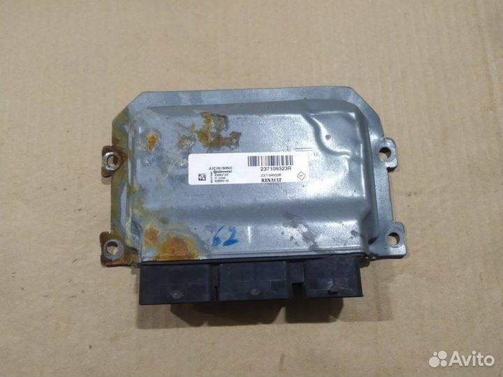 Блок управления двигателем Nissan Terrano