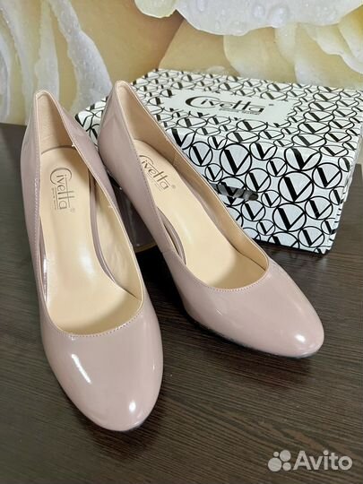Туфли женские 37 размер Новые