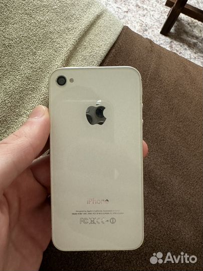iPhone 4S, 16 ГБ