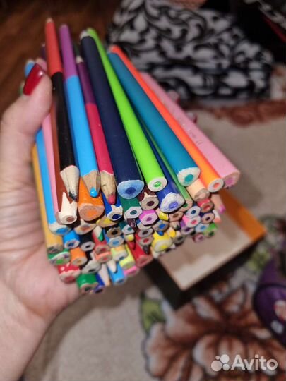 Цветные карандаши