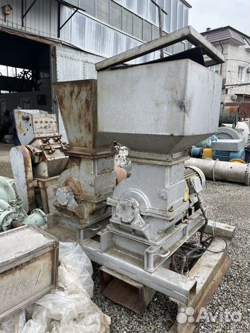 Дробилка молотковая д3Б, две штуки