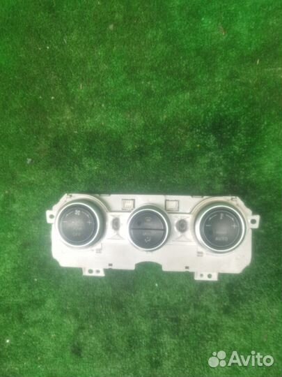 Блок управления климатом Mazda 6 седан 2.0 2006