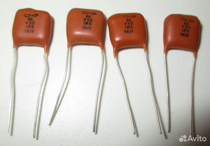 Конденсаторы км