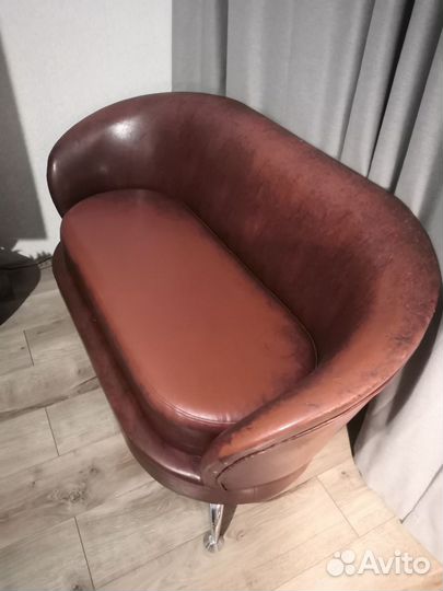 Продается диван и кресло