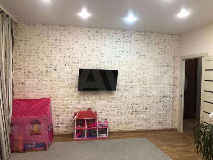 2-к. квартира, 57 м², 10/14 эт.