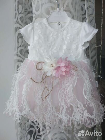Нарядное платье для девочки на годик