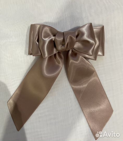 Бант на заколке