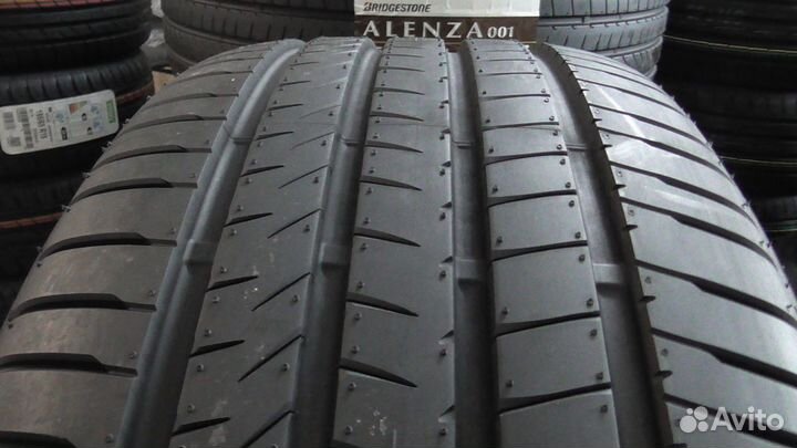 Bridgestone Alenza 001 215/65 R16 98H