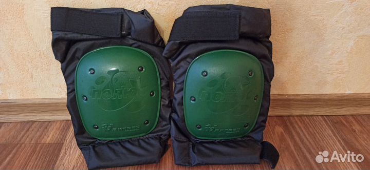 Наколенники защитные 