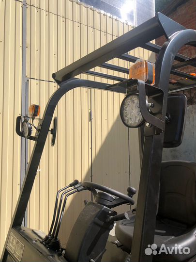 Вилочный погрузчик UN Forklifts FD18, 2023