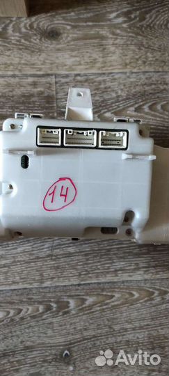 Панель приборов тойота Ипсум ASM-21