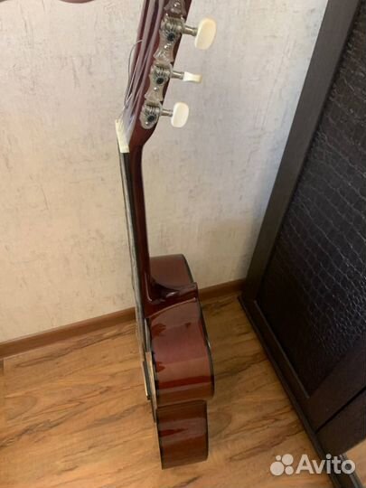 Гитара Hohner HC06