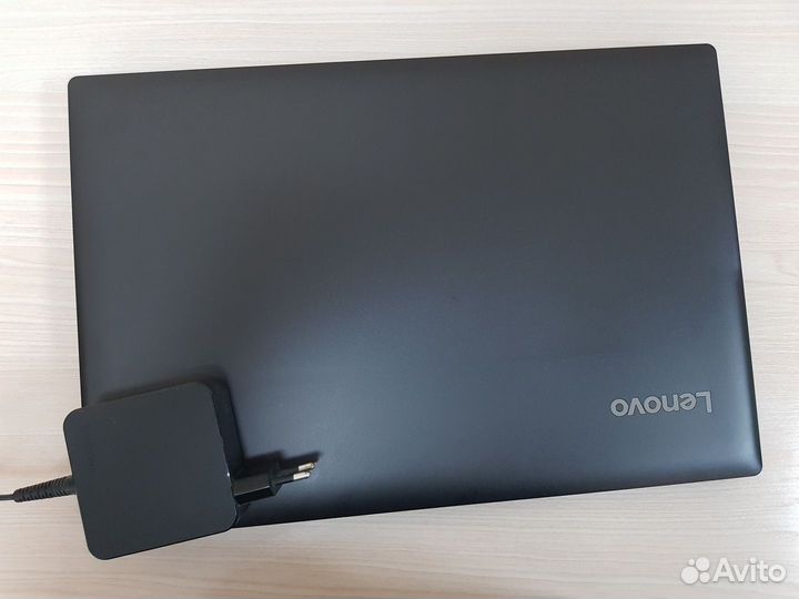 Ноутбук Lenovo на Core i3 7020U с MX150 2Gb