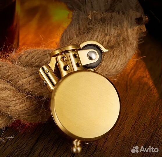 Зажигалка бензиновая