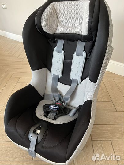 Детское автокресло 9 до 18 кг chicco