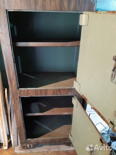 Металлический сейф