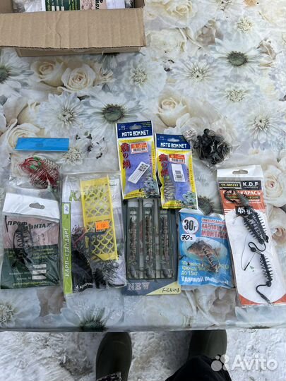 Крючки для рыбалки и монтажи