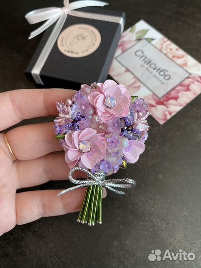 Брошь ручной работы