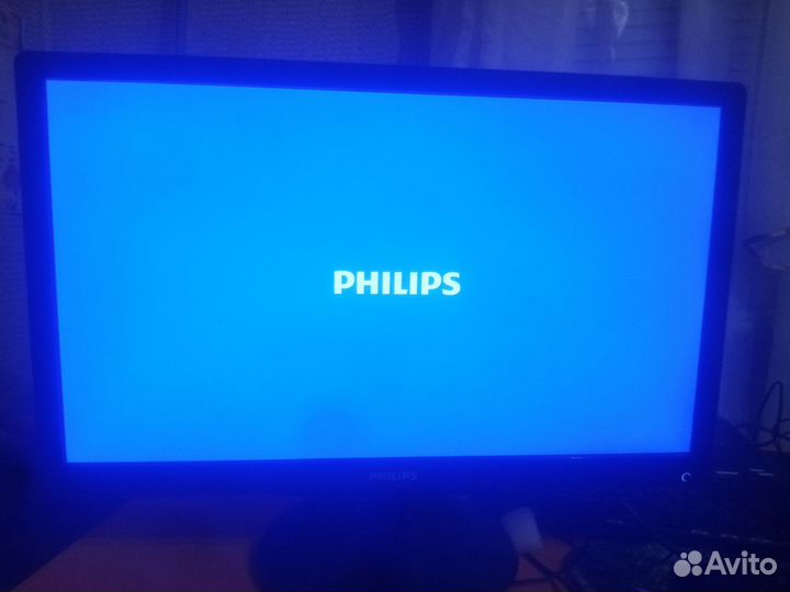 Монитор Philips