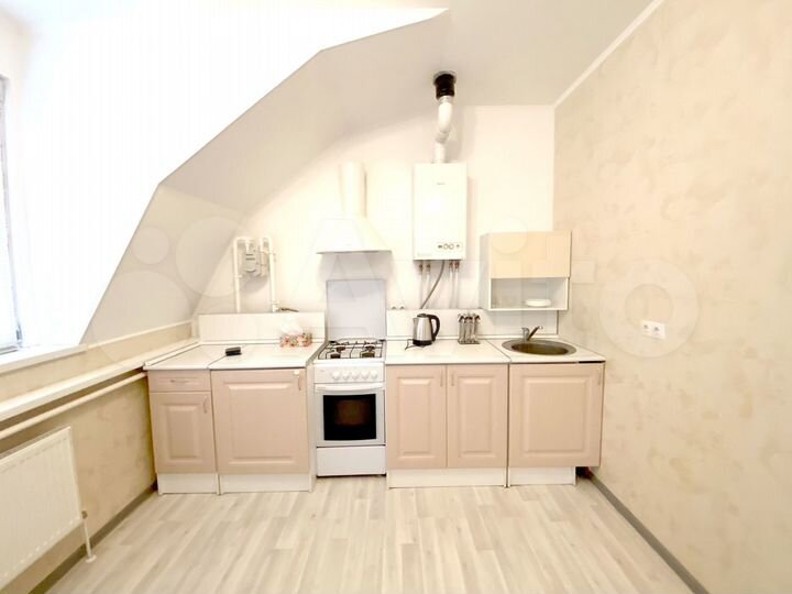 2-к. квартира, 50 м², 5/5 эт.