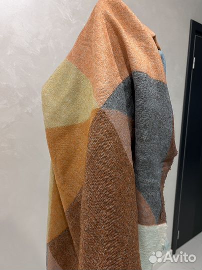 Шарфы платки палантины Zara