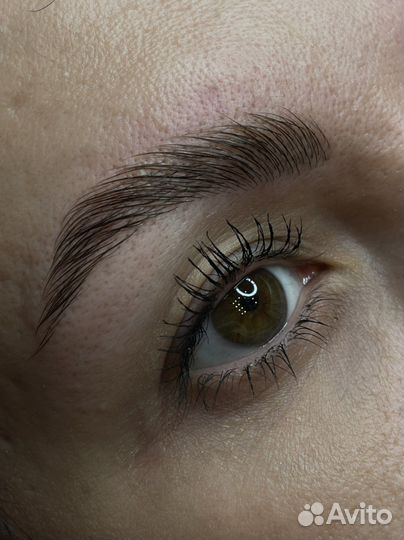 Брови. (Бровист, визажист )