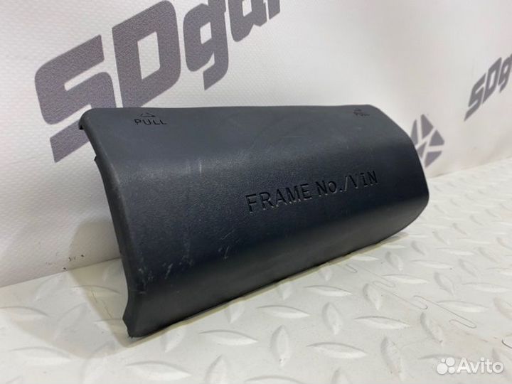 Крышка Vin номера передняя Lexus Nx 300H/200T Z10