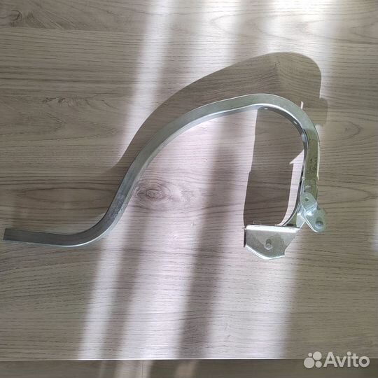 Петля крышки багажника левая Лада Веста