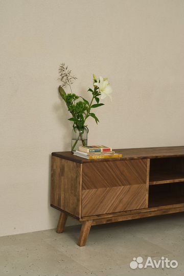 Тумба под тв Fusion 160х55х40 см из массива дерева