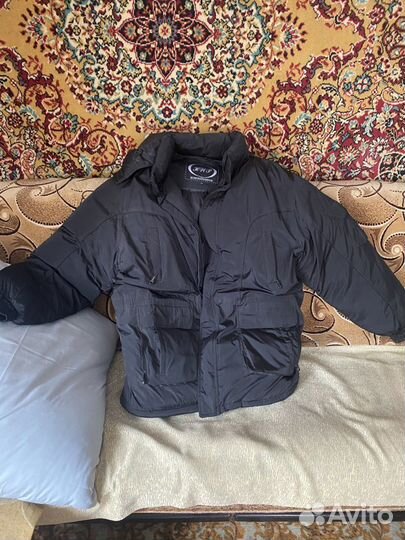 Мужская зимняя куртка новая 54 размер