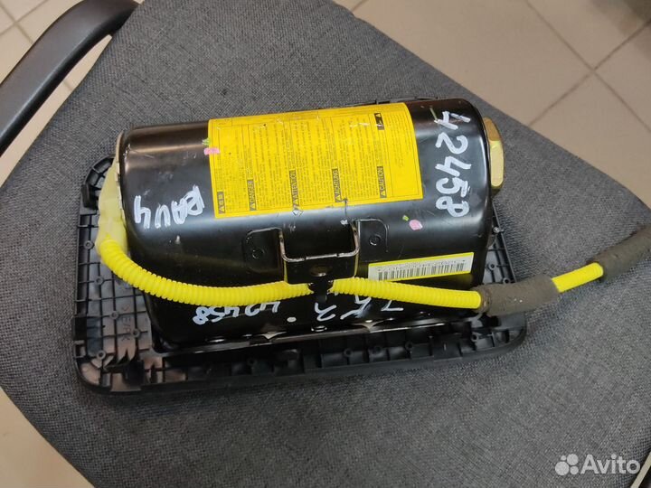 Подушка безопасности rav4