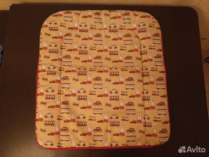 Пеленальный матрасик размером 67/62см