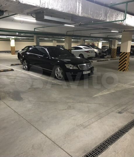 Машиноместо, 20 м²