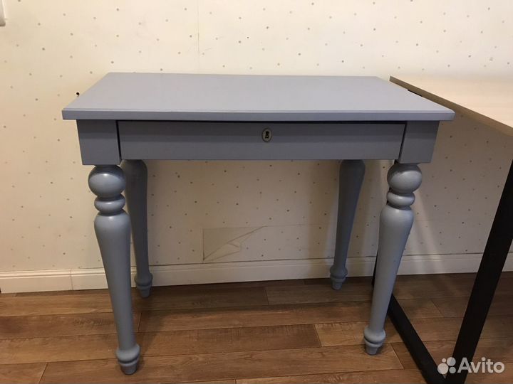 Стол для ноутбука икея Исала